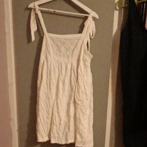 Old Navy White Eyelet Dress Size Medium